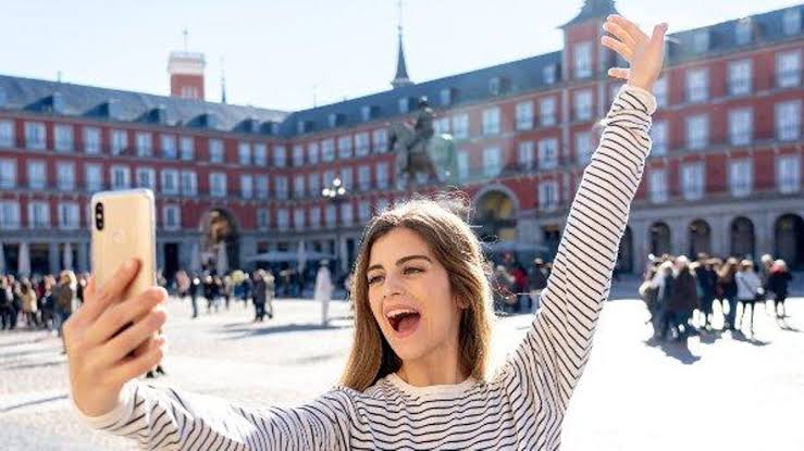 REMUNERADO – Actriz con acento británico de 20 a 30 años para vídeos en Madrid (España)